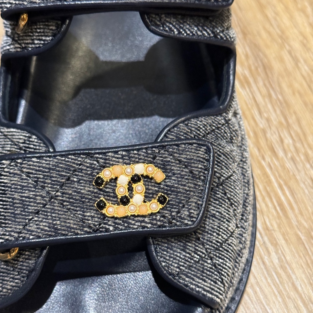Chanel denim print dad sandals - Picture 2 of 7